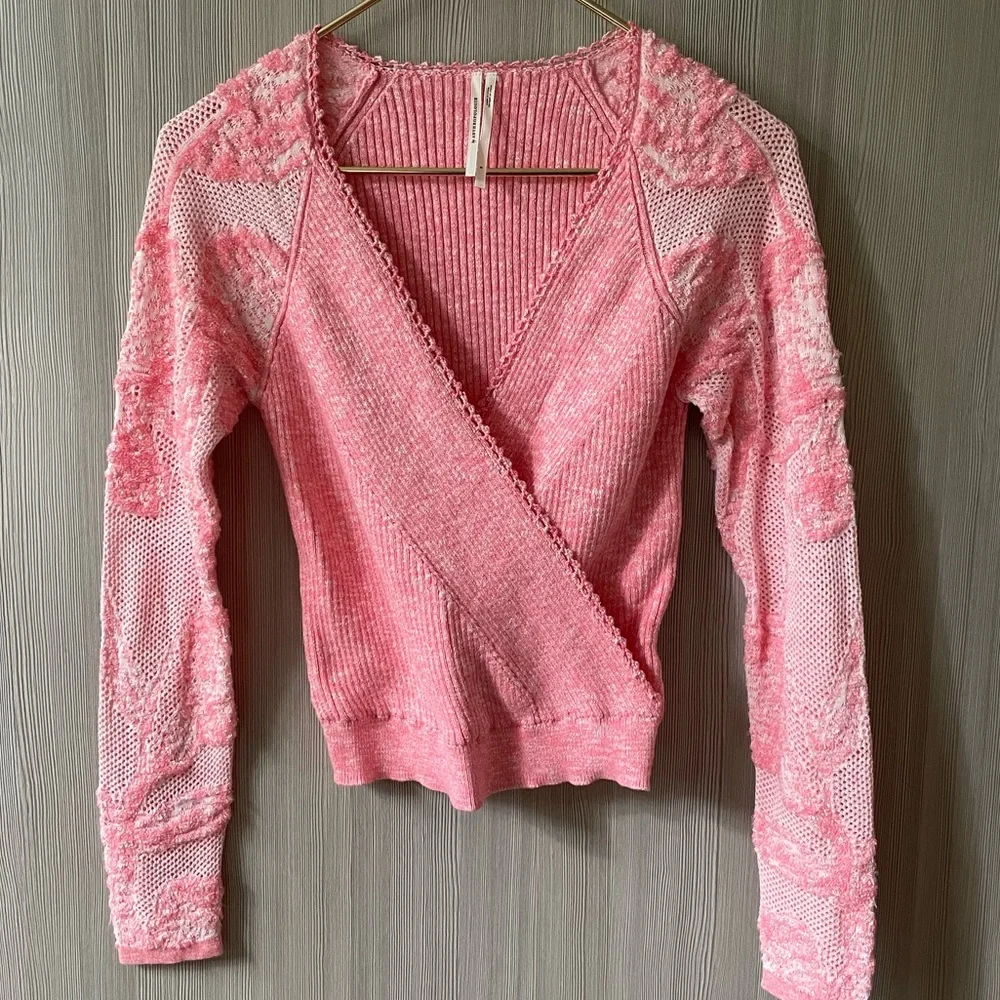 By Anthropologie Lace-Sleeve Sweater Pink S - Picture 6 of 11